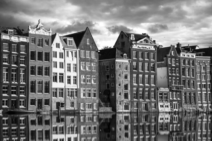 Black and White Damrak