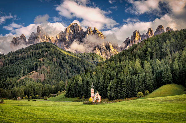St. Johanns kerk in de Dolomieten